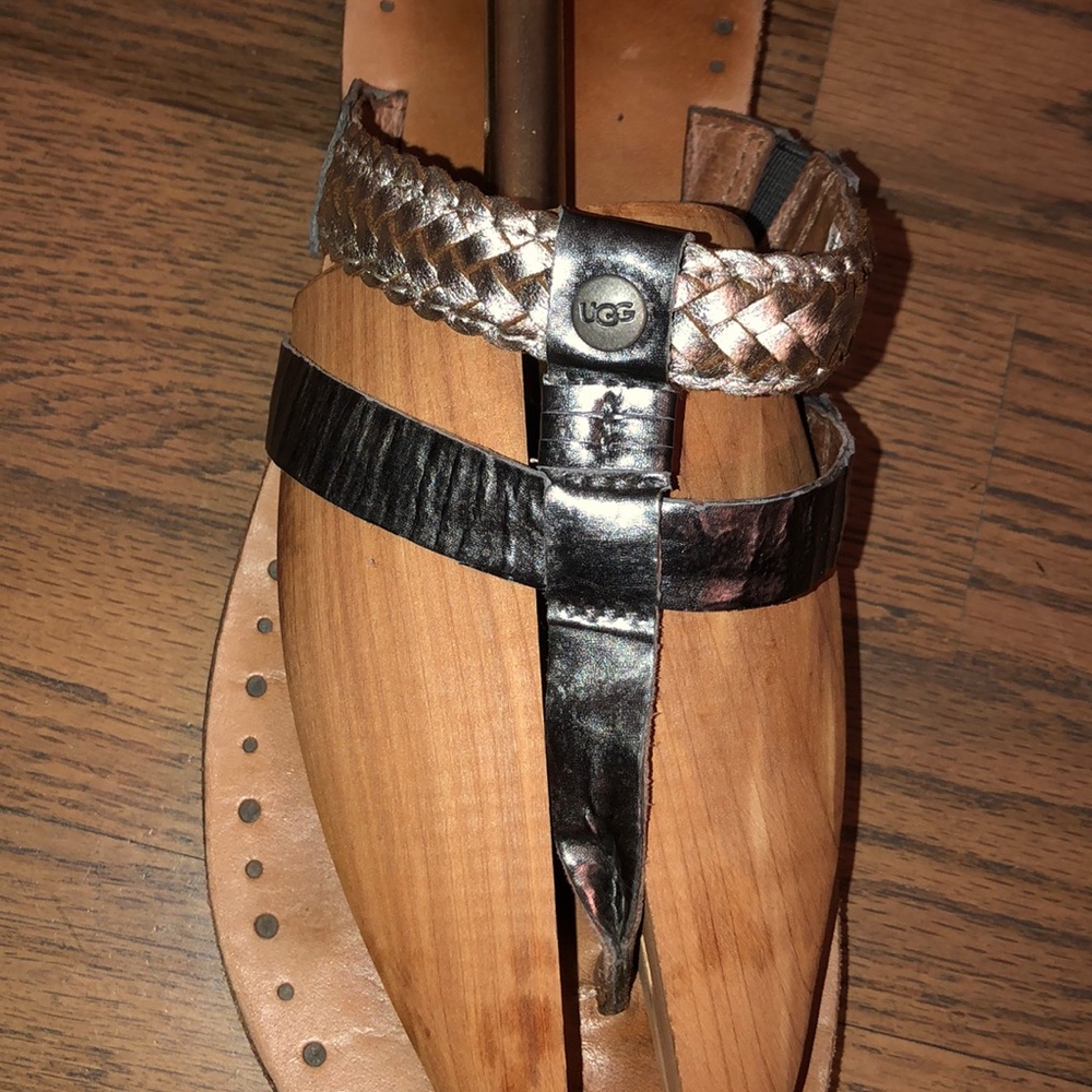 Authentic UGG Audra Thong Sandal - Picture 6 of 11